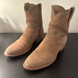 Tecovas The Roy in Granite Suede